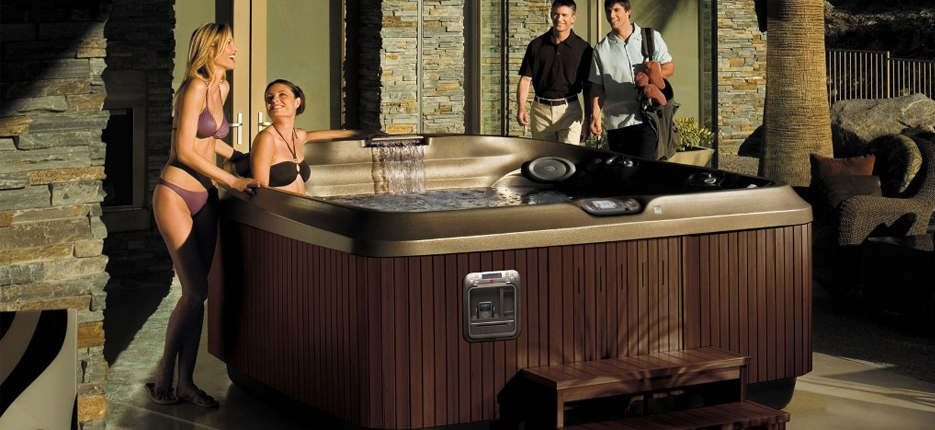 sukurine_vonia_jacuzzi_premium