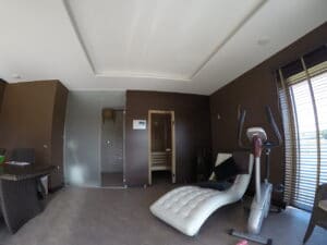 poilsio kambarys su dviraciu ir sauna