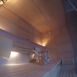 KLAFS Lounge Sauna Polar Starry Sky su žvaigždėtu dangumi