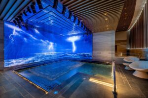 Aquaform įspūdžių dušas virš baseino