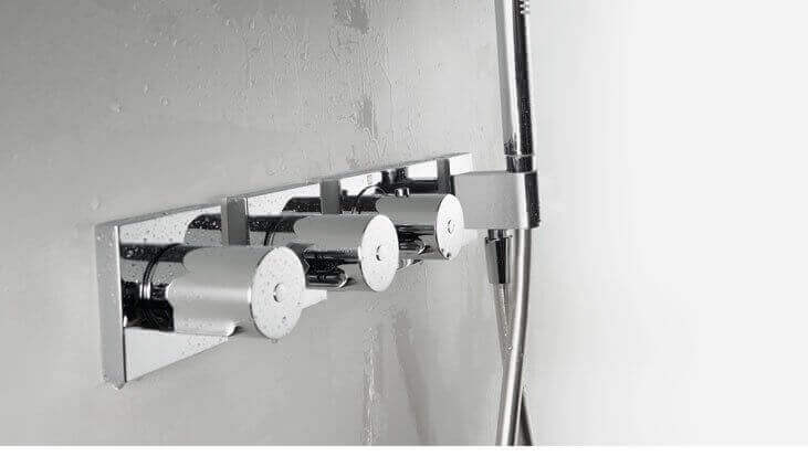 tres-shower-bath-space